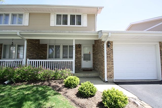 1st image of 403 Fairfield Ct