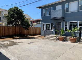 221 E 10th St #1, Long Beach, CA 90813