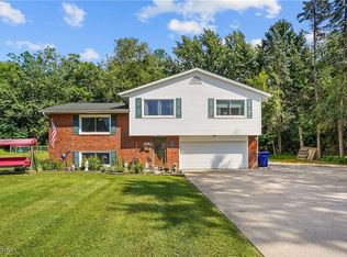 401 N Elm Ave, Tallmadge, OH