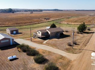 9029 W Armstrong Rd, Brookville, KS 67425