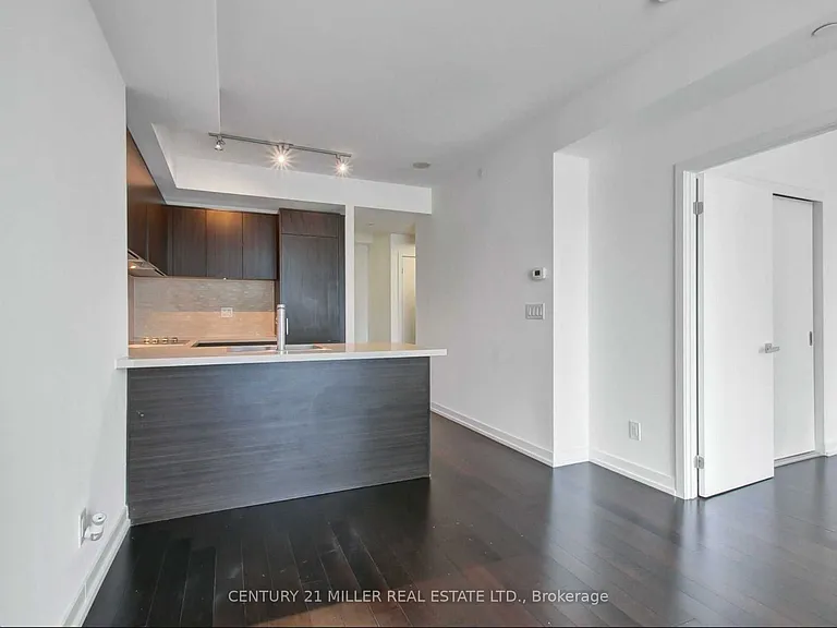 21 Widmer St #3101 — Photo 17