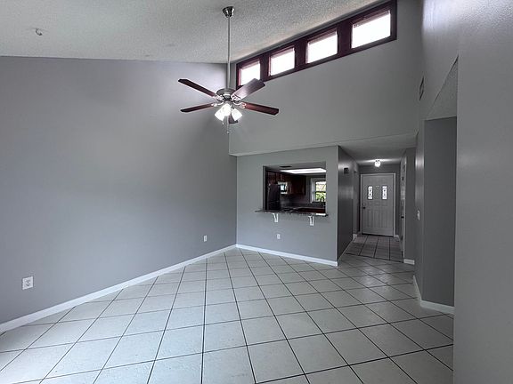 3rd image of 3188 Shingle Creek Ct