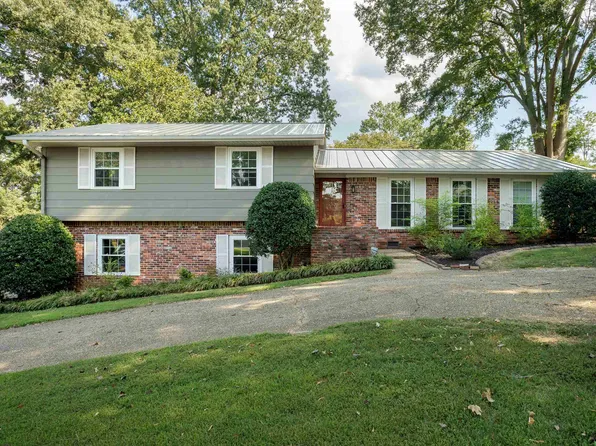 607 Pickwick St, Sheffield, AL 35660
