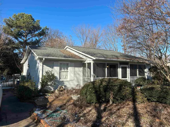 304 Mason Rd, Inman, SC 29349