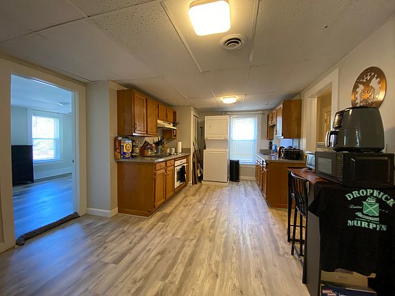 Kitchen with washer/dryer - bedroom 2 on left