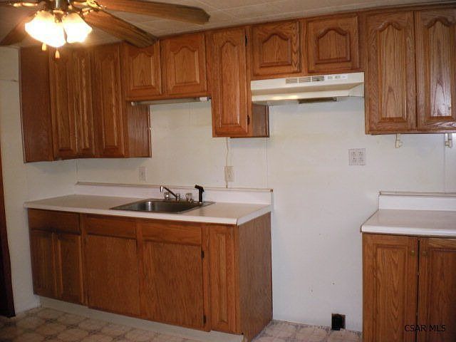 2nd image of 211 9th St #2