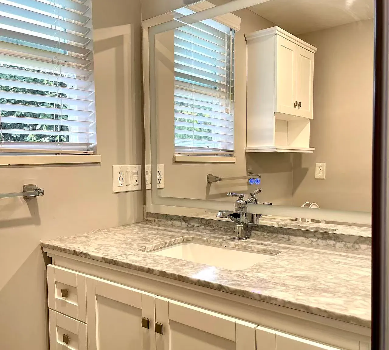Studio, 2700 sqft, $900 — Photo 3