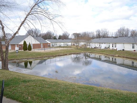 3rd image of 3842 Gray Pond Ct