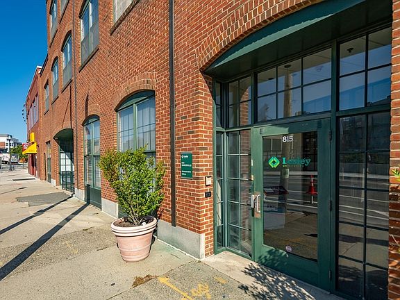 4th image of 815 Somerville Ave