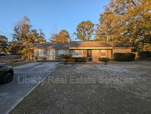 599 Olive St Photo 1