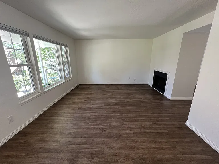 7052 E Briarwood Dr — Photo 7