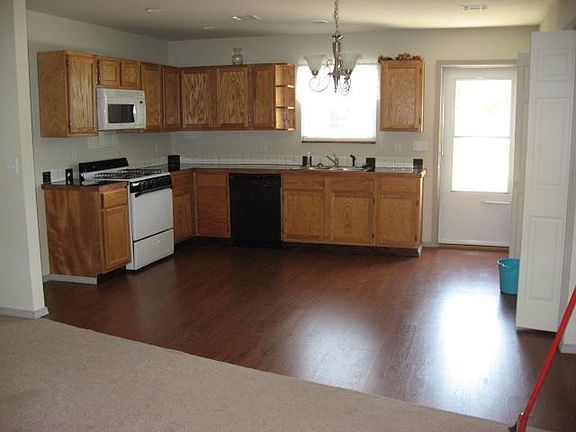 Kitchen/Dining