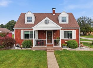 132 Allison Ave, Houston, PA 15342