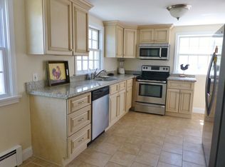 425 Sowams Rd, Barrington, RI 02806
