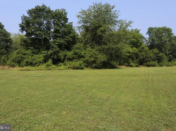 23539 Revercomb Rd, Lignum, VA 22726