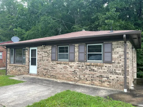 371 Barrett St, Danville, VA 24541