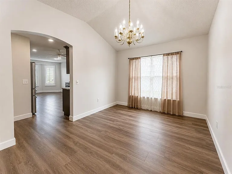 1211 Cabella Cir — Photo 10