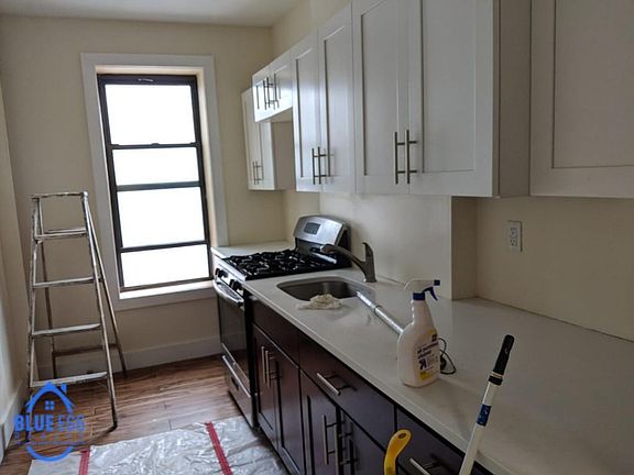 5th image of 60 Clarkson Ave APT 6G