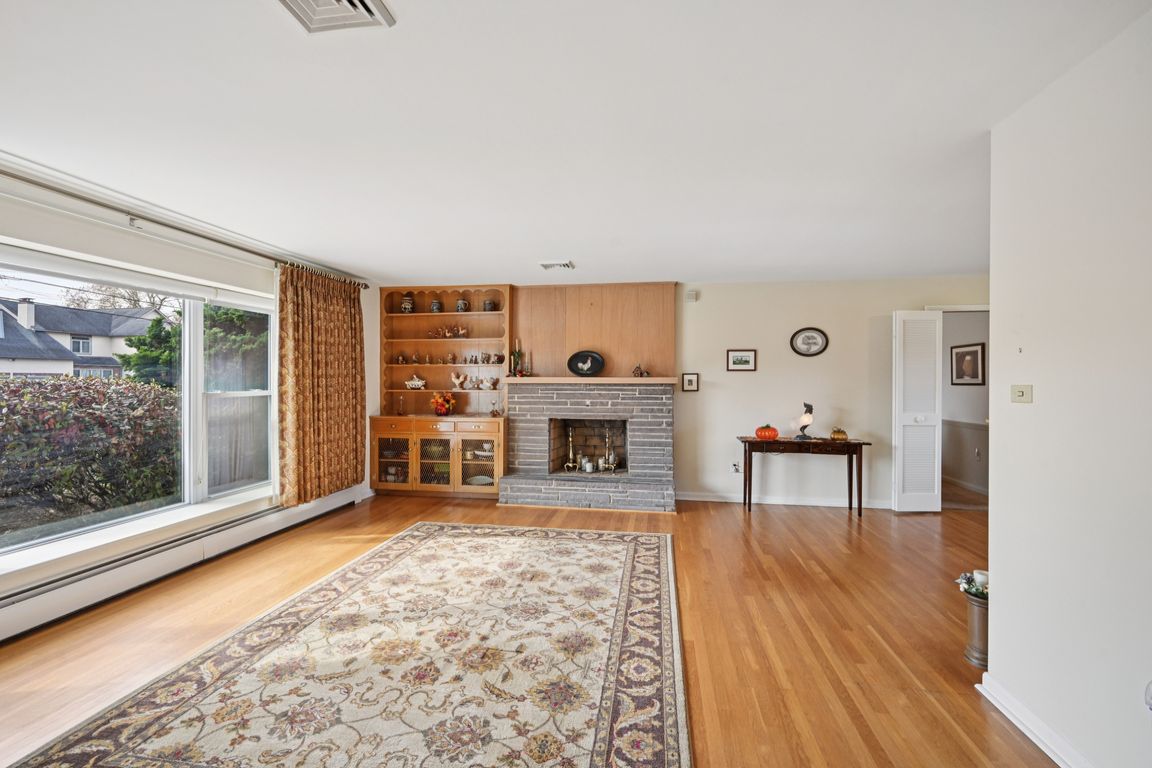 next background image