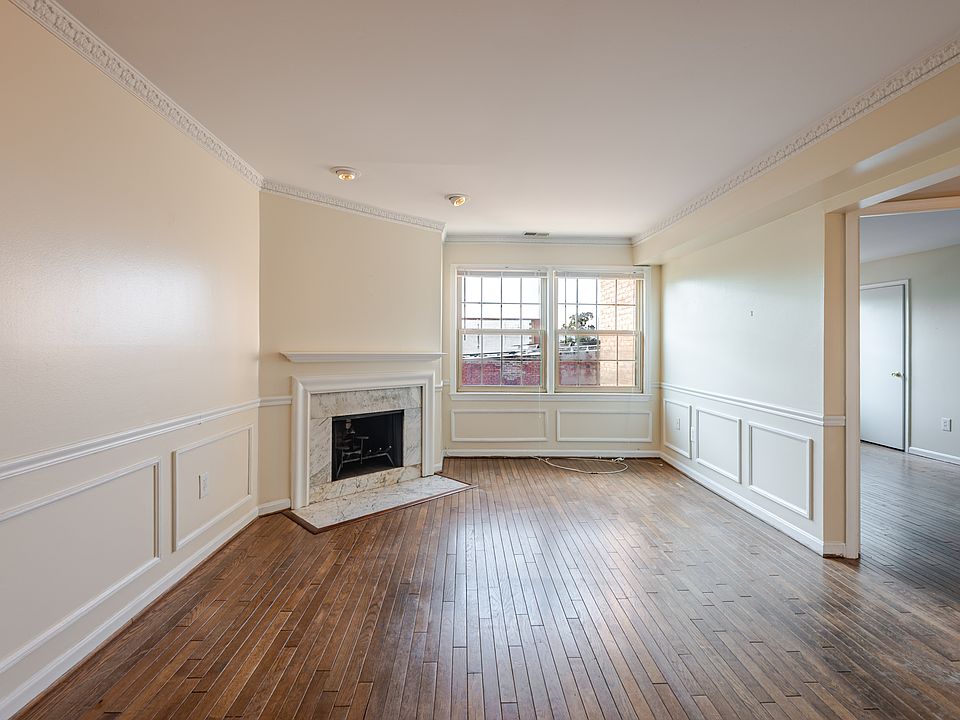 1st image of 730 7th St SE APT 32