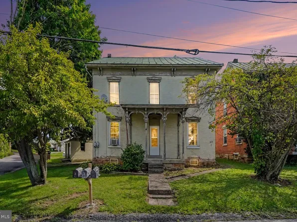 47 W Fall St, Mc Alisterville, PA 17049