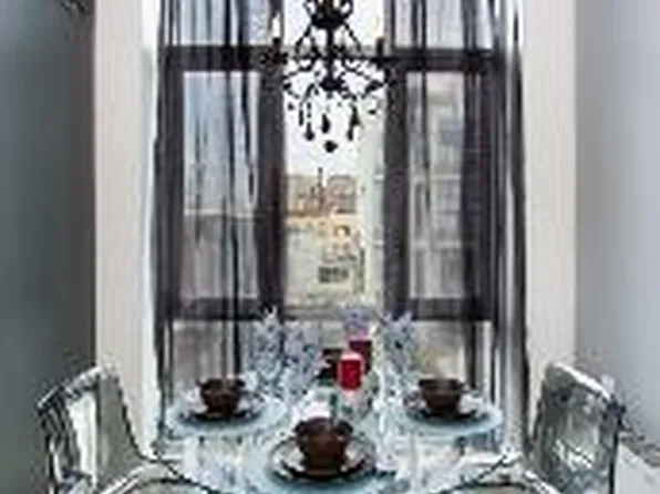 406 Lorimer Street image 1 of 1