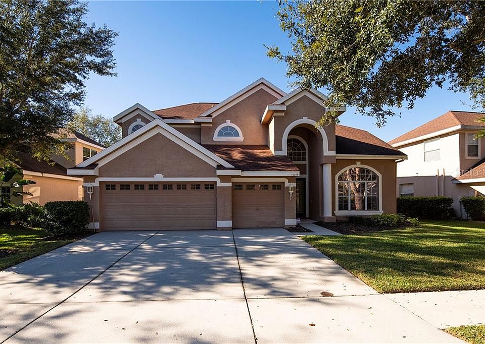 1st image of 10219 Deercliff Dr