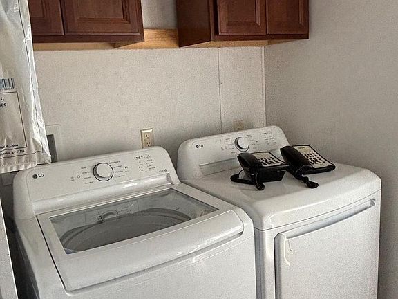 5th image of 3825 Dickenson Mountain Rd