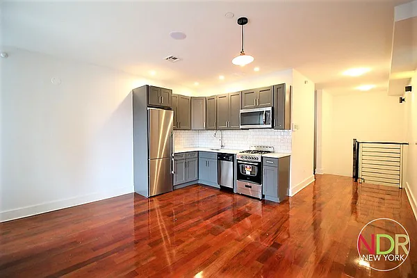 Rented by Next Door Realty NYC | media 16