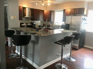2530 N 72nd Ct APT 2W, Elmwood Park, IL