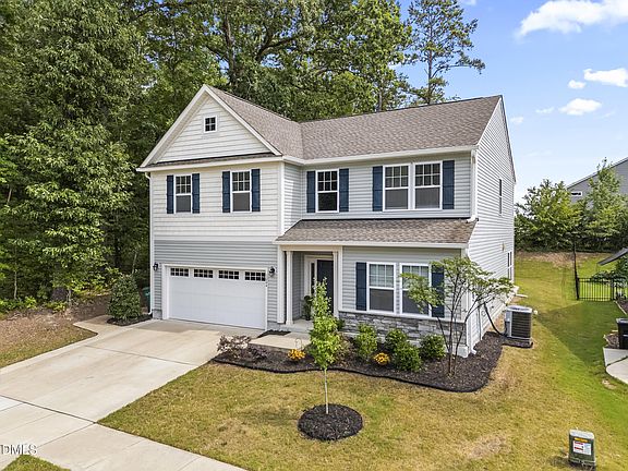 2nd image of 1004 Adelphia Rd