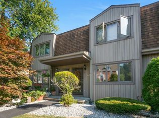 9 Pheasant Walk, Peekskill, NY 10566