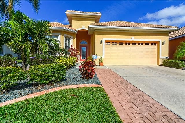 1st image of 9720 Las Casas Dr