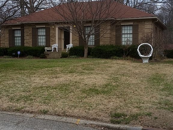 Right Side Exterior