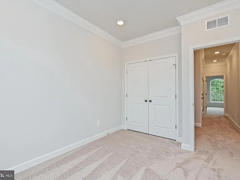 4404 Fair Lakes Ct — Photo 29