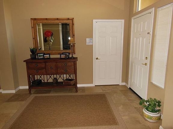 4th image of 78591 Stansbury Ct