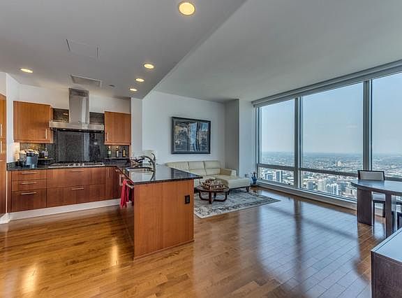 4th image of 401 N Wabash Ave Unit 55B