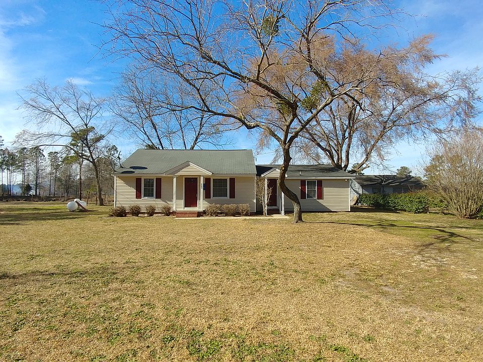 2nd image of 7793 Smithfield Rd