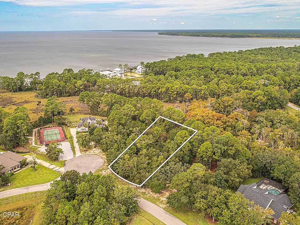 1st image of 77 Harbour Trce E