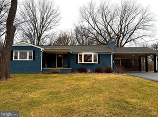 7713 Huron Dr, Gainesville, VA 20155