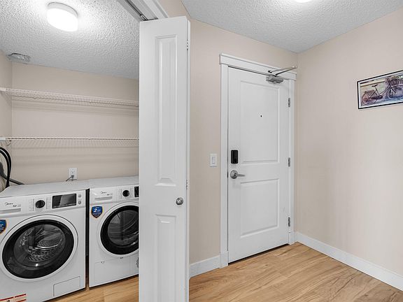 3rd image of 3719 Whitelaw Ln NW #317