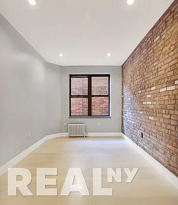 Rented by REAL New York | media 23