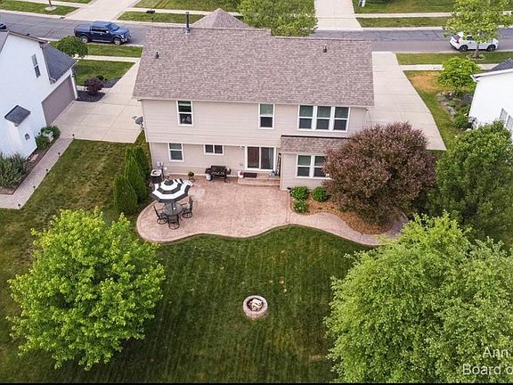 3rd image of 27581 E Mockingbird Dr