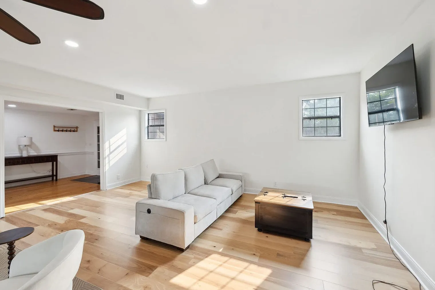4 bed, 3.0 bath, 3616 sqft, $11,631 — Photo 3