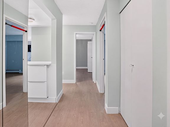 2nd image of 1340 Duchess Ave