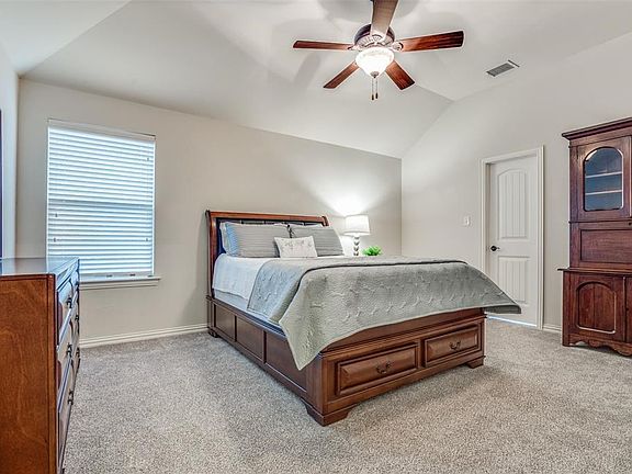 5th image of 3101 Kentshire Ln