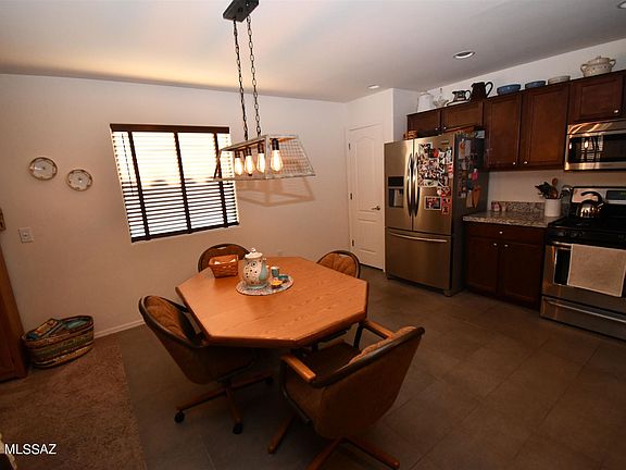 3rd image of 1171 W Calle De Sotelo
