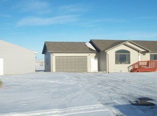 3000 Mustang Trl NE, Minot, ND 58703