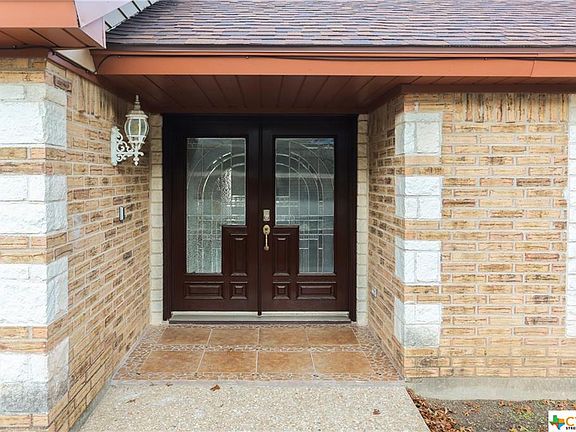 4th image of 1513 Tanglewood Dr