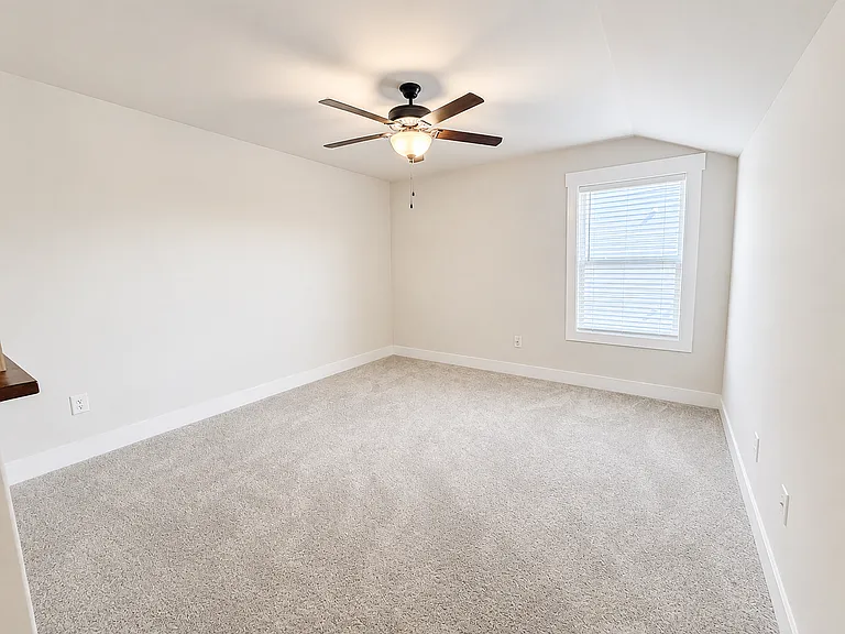 404 Cattail Hollow Way — Photo 25